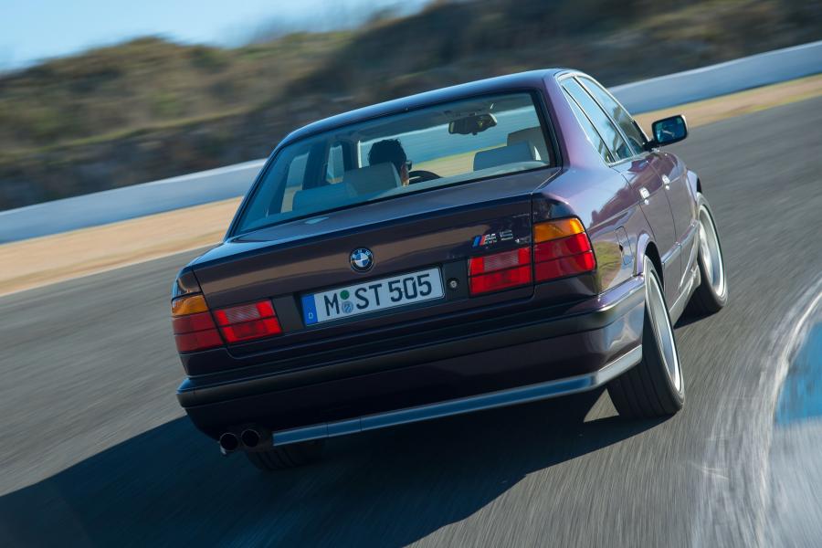  BMW M5 Sedan (E34) 1991 года  (WW) (фото 9 из 42)